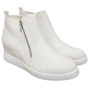 Journee Collection Women Pennelope Wedge Heel Sneakers Size US 12M Ivory White